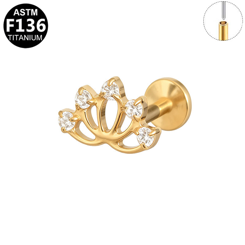 Piercing lotus ajouré en titane doré