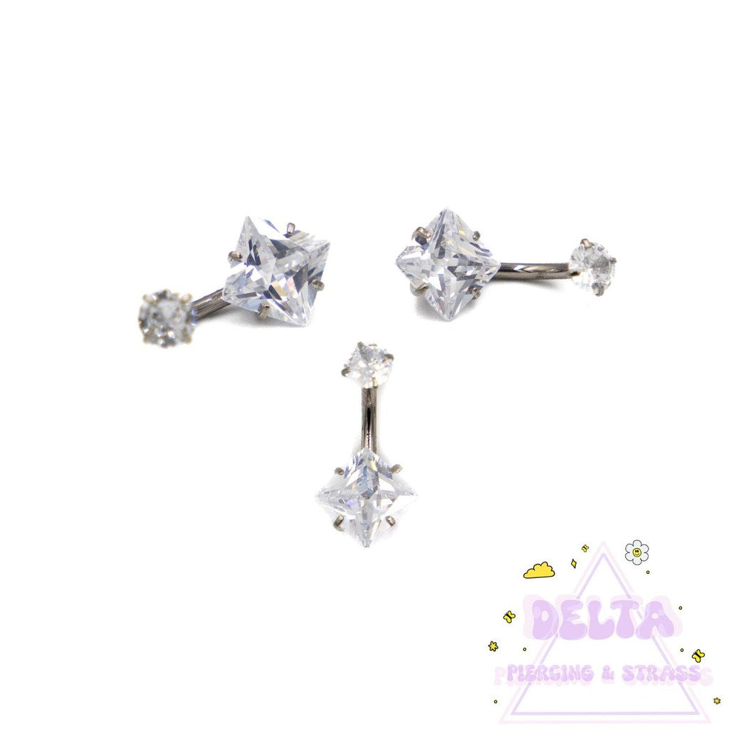Piercing Nombril Strass Carré en Titane