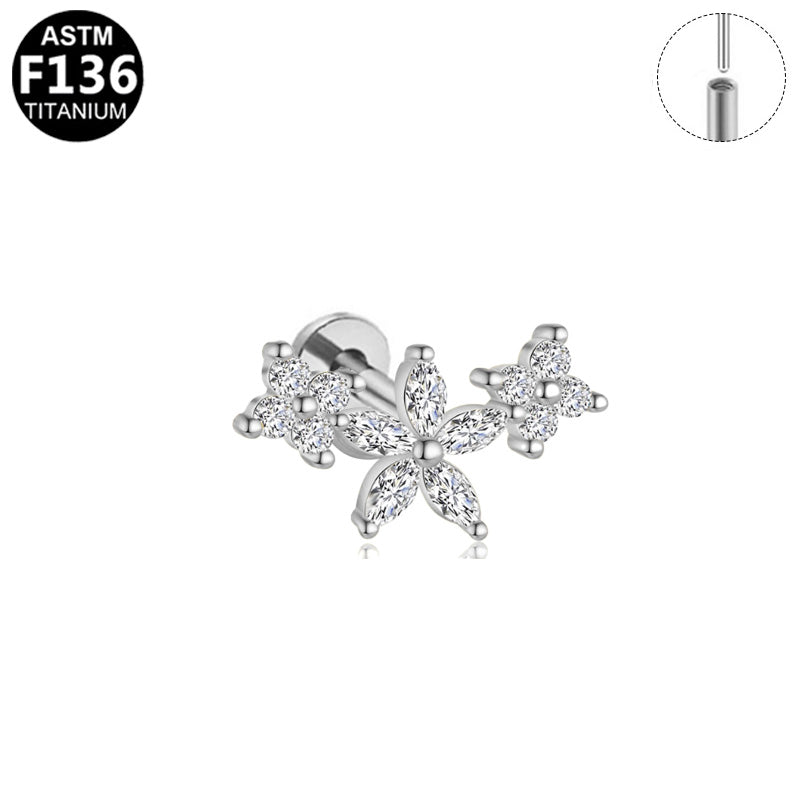 Piercing trio de fleurs en titane argenté