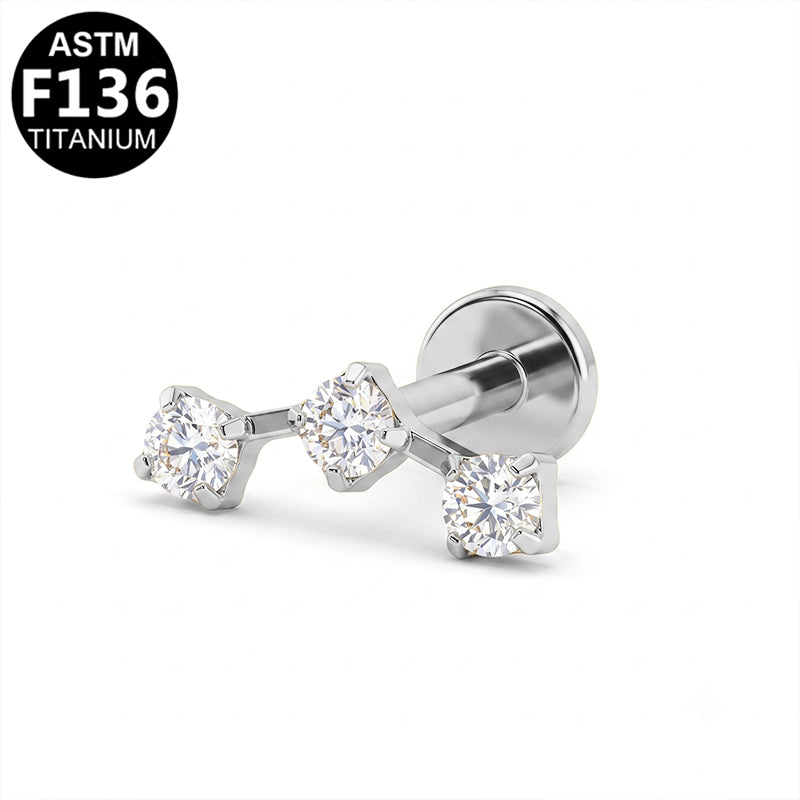 Piercing trio de zircons alignés en titane argenté
