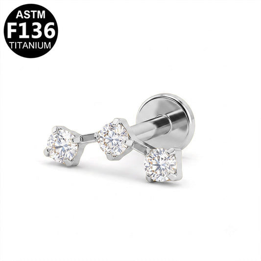 Piercing trio de zircons alignés en titane argenté